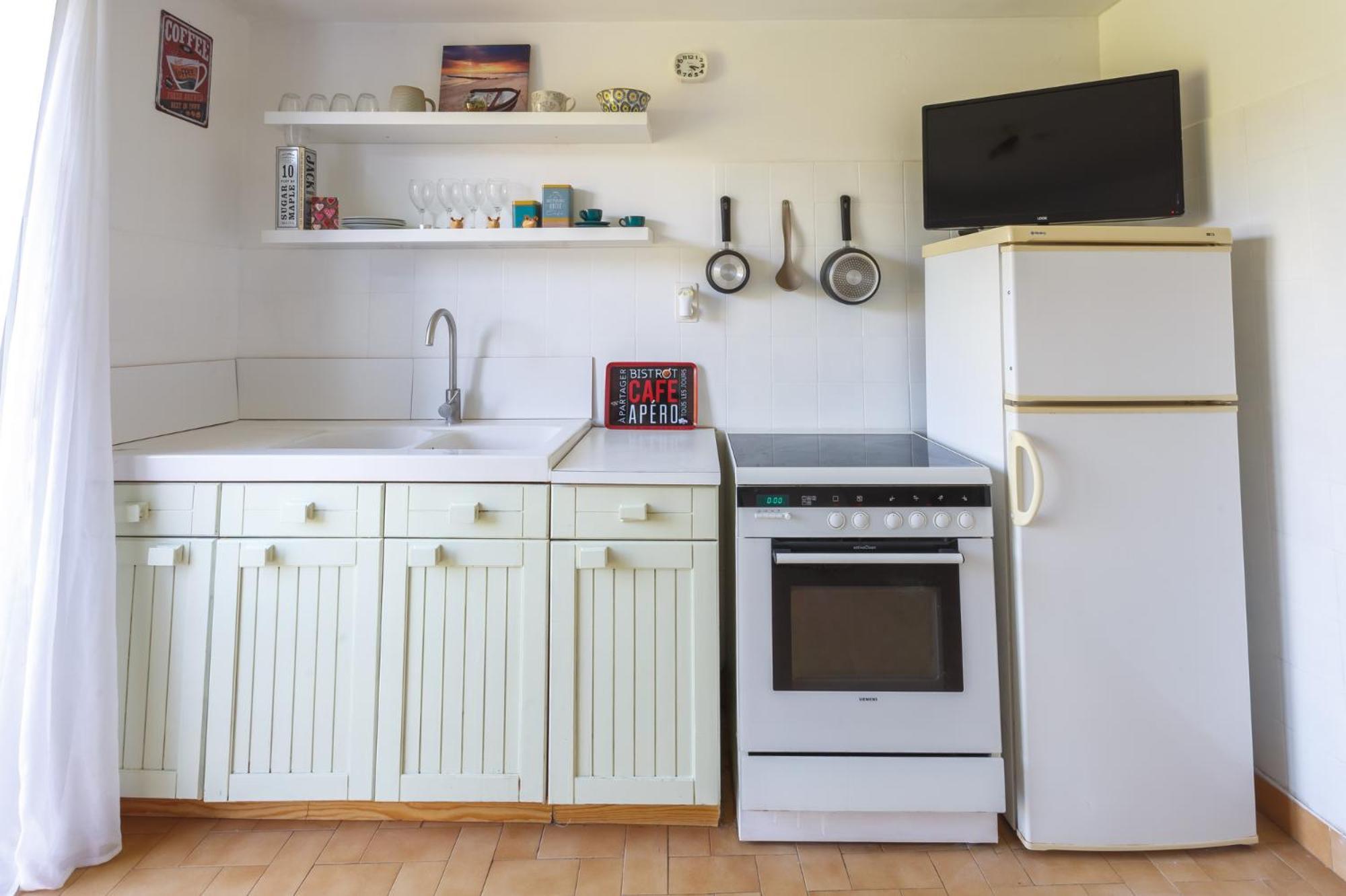 Cosy Apartment In Ancient Gabian With River And Vineyard Views ภายนอก รูปภาพ