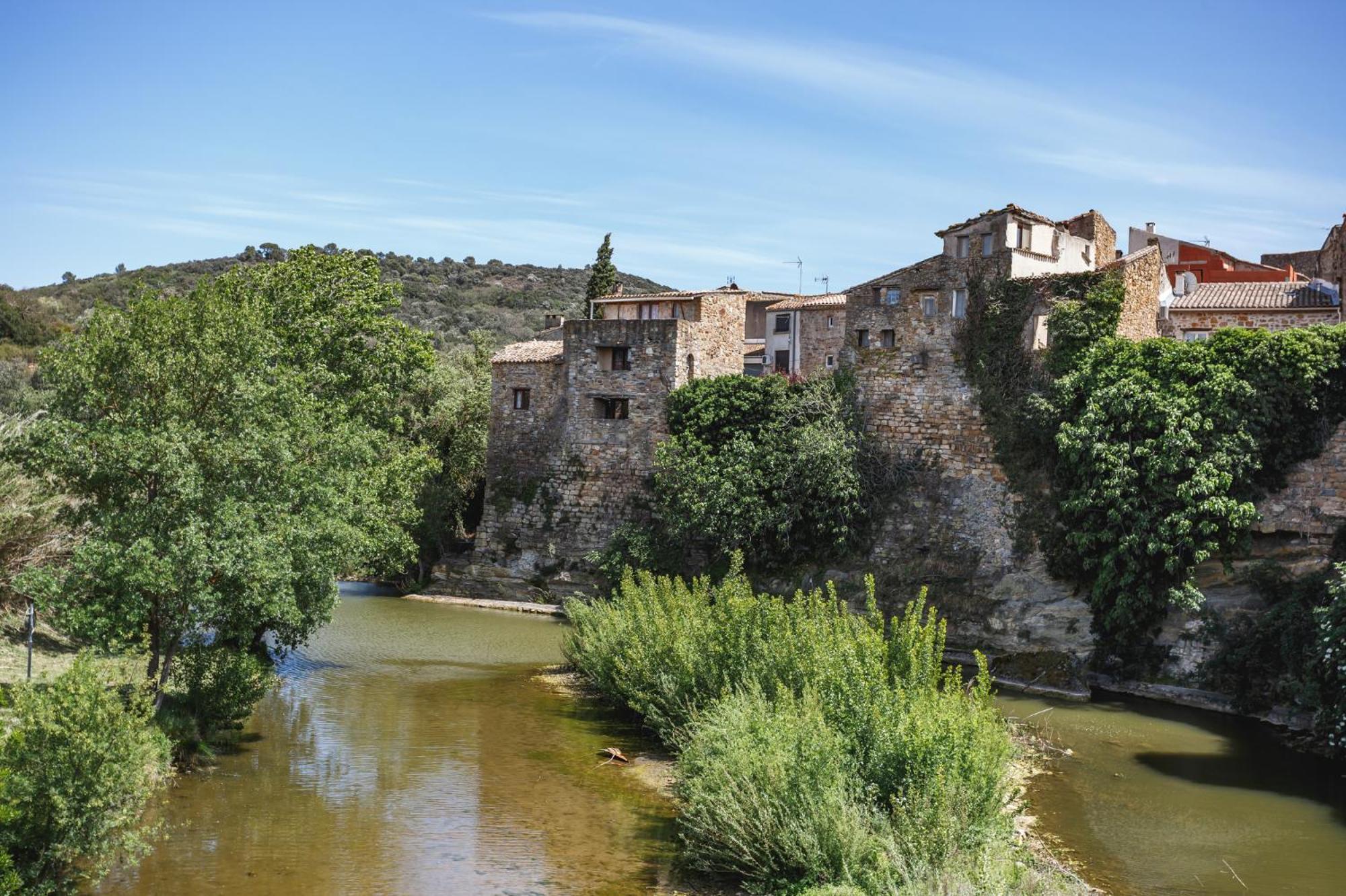 Cosy Apartment In Ancient Gabian With River And Vineyard Views ภายนอก รูปภาพ